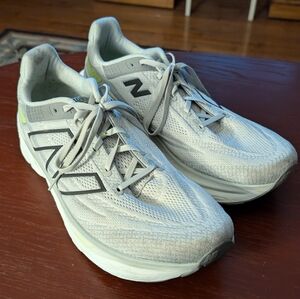 New balance fresh foam X 1080 v13 size 14 2E